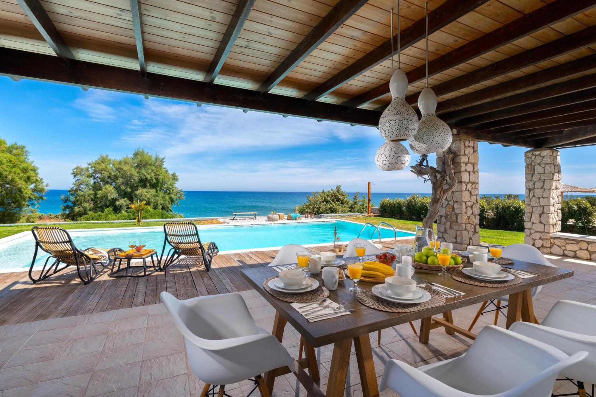 Villa Sevil Lakhaniá